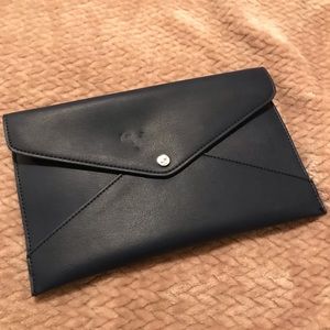 Danielle Nicole navy blue clutch